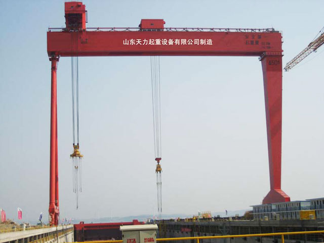MU type shipbuilding gantry crane