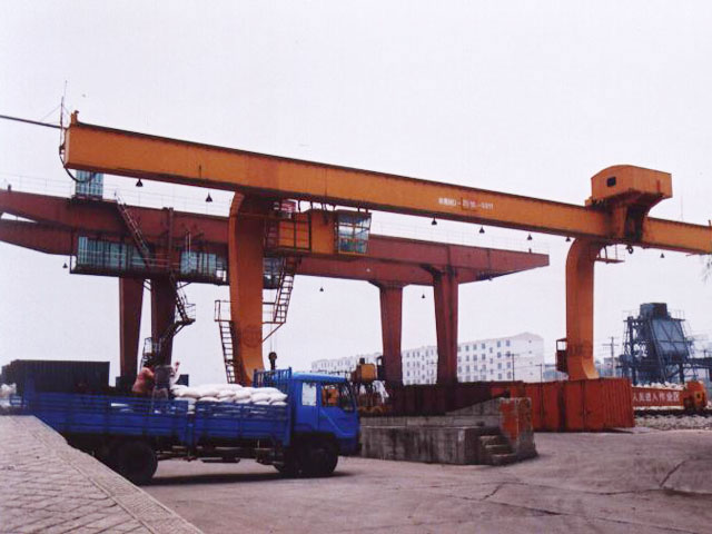 Type C universal gantry crane