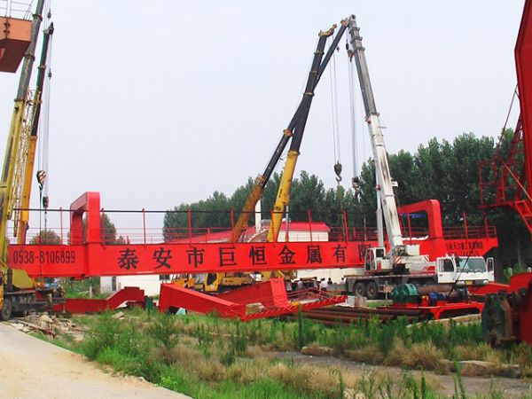 Taian Juheng Metal Gantry Crane Project