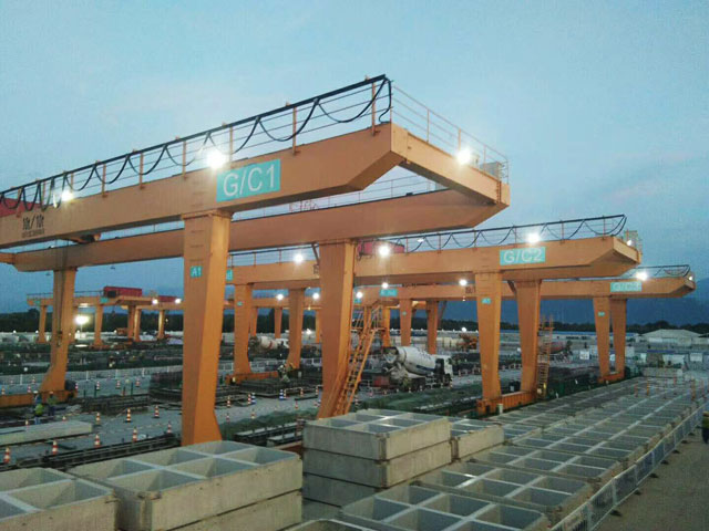 MG type universal gantry crane