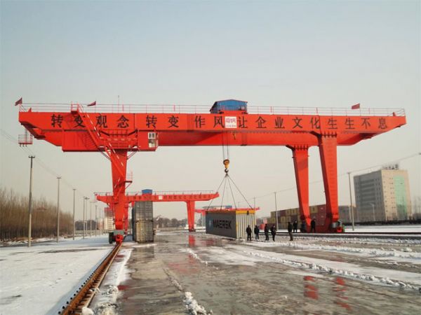 MG type universal gantry crane